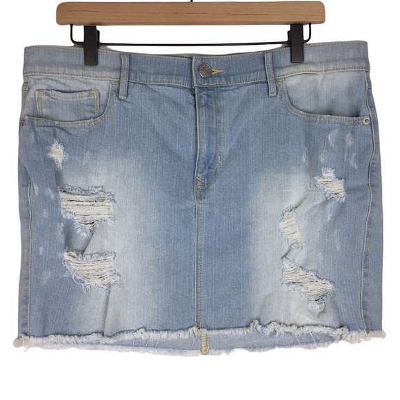 EXPRESS Jeans Mini Skirt Light Wash Distressed Denim Stretch Raw Hem Size 12 - Picture 1 of 8